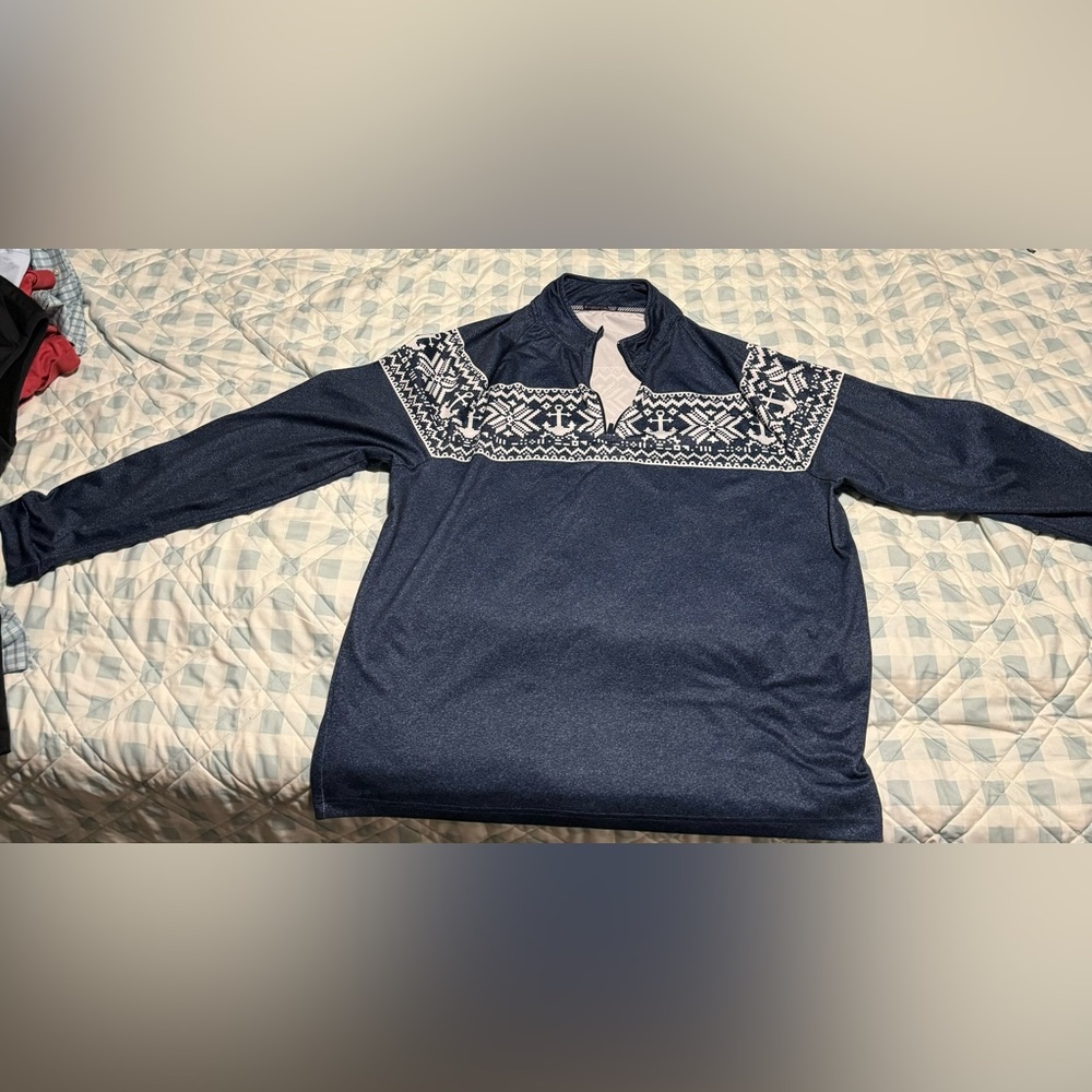 Long sleeve pull over
